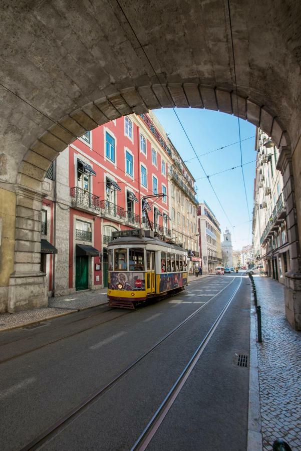 A Captivating Apartment Close To River Tagus In Lisbona Esterno foto