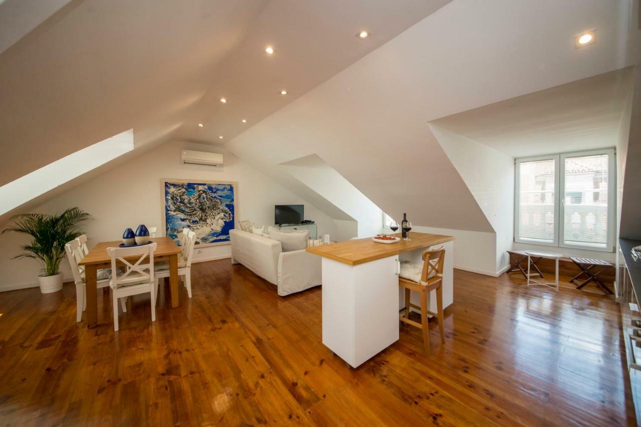 A Captivating Apartment Close To River Tagus In Lisbona Esterno foto